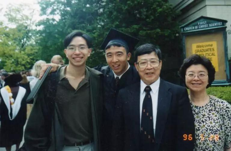 03.jpg